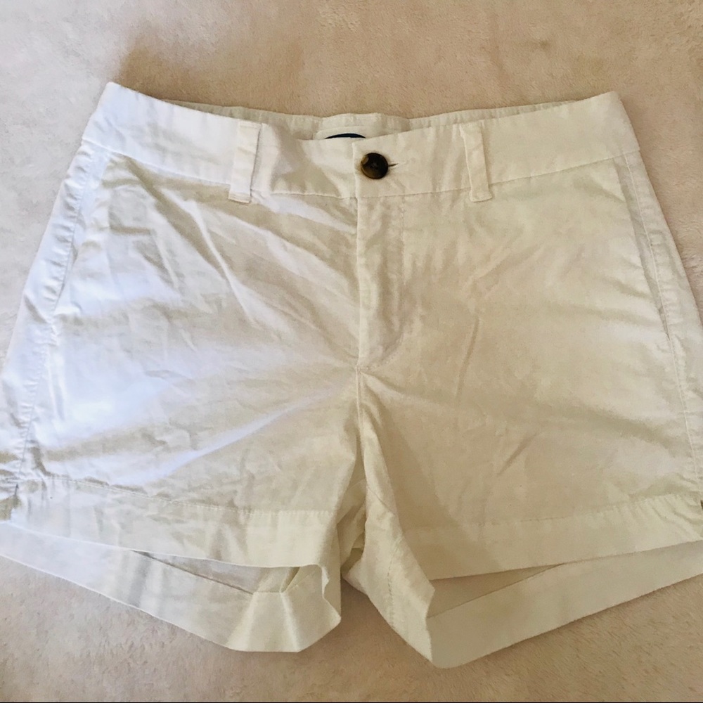 white linen shorts